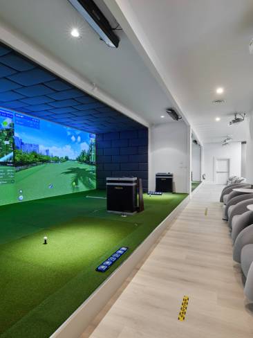 indoor golf